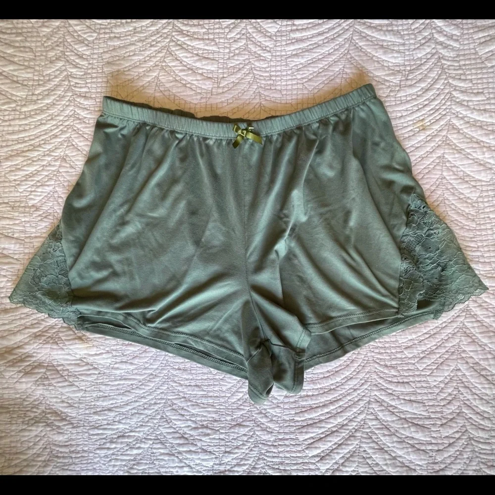 NWOT Flora Sleep Shorts - Picture 2 of 4